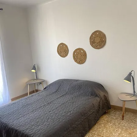 Grand T2 Pres De La Avec Parking Prive - Fr-1-833-20 Canet-en-Roussillon