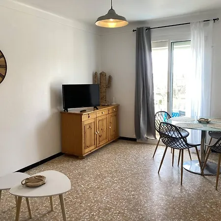 Grand T2 Pres De La Avec Parking Prive - Fr-1-833-20 * Canet-en-Roussillon